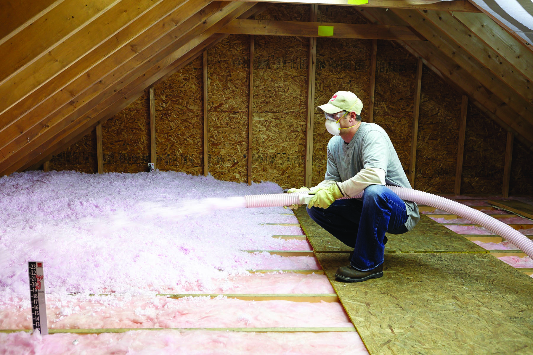 Installing_Loosefill_Insulation_no-switch 1.0